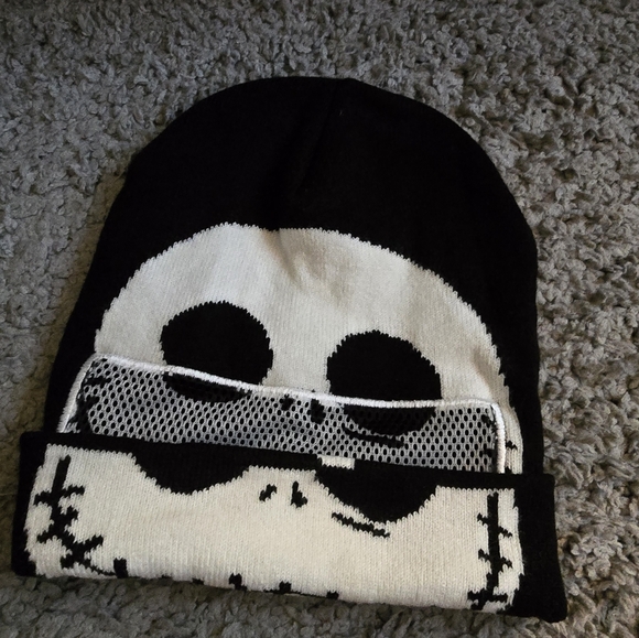 Black and White Jack Beanie - Picture 2 of 5